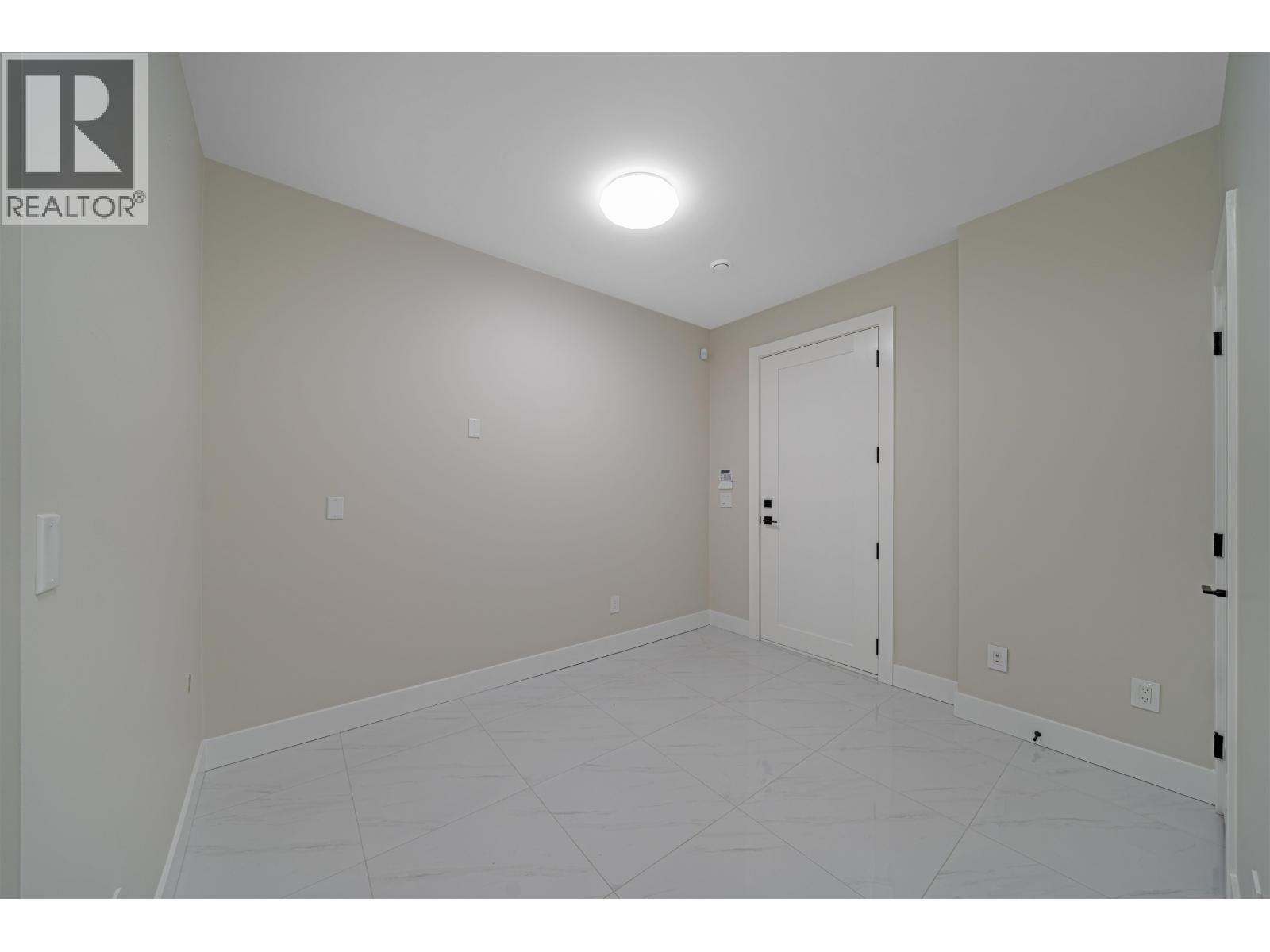 214 W 24th Street, North Vancouver, British Columbia V7M 2C4 - Photo 36 - R3142141
