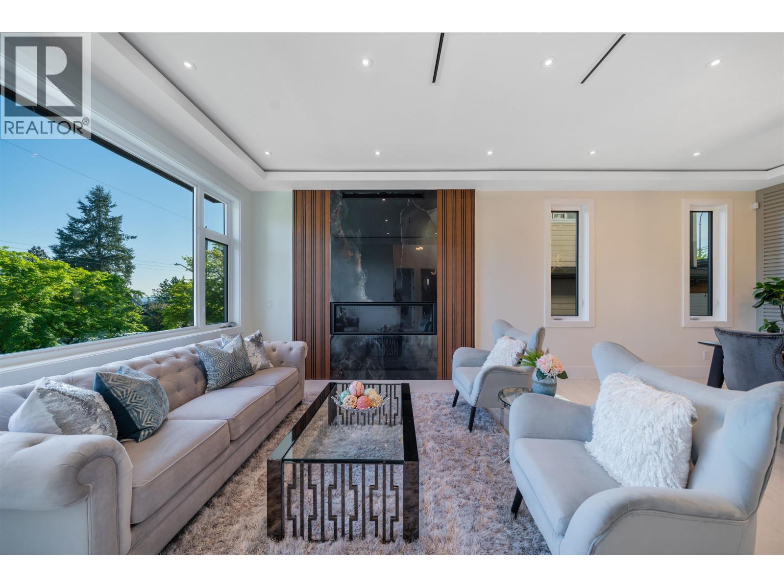 214 W 24th Street, North Vancouver, British Columbia V7M 2C4 - Photo 8 - R3142141