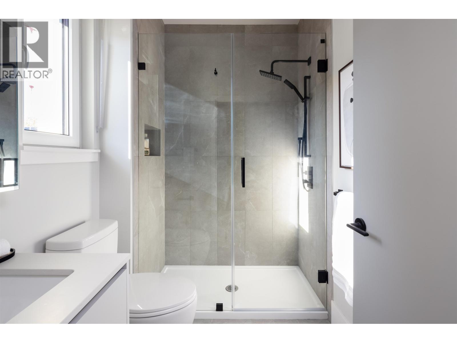 1341 E 21st Avenue, Vancouver, British Columbia  V5V 1T1 - Photo 8 - R3141917