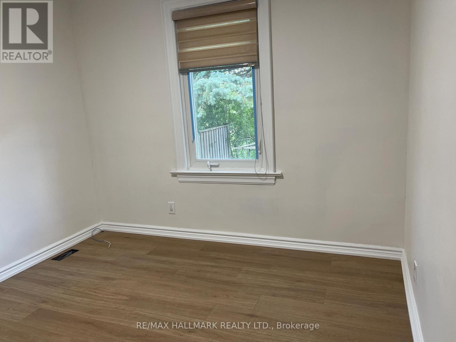 Main Floor - 116 Cartier Crescent, Richmond Hill, Ontario  L4C 2N6 - Photo 10 - N13481844