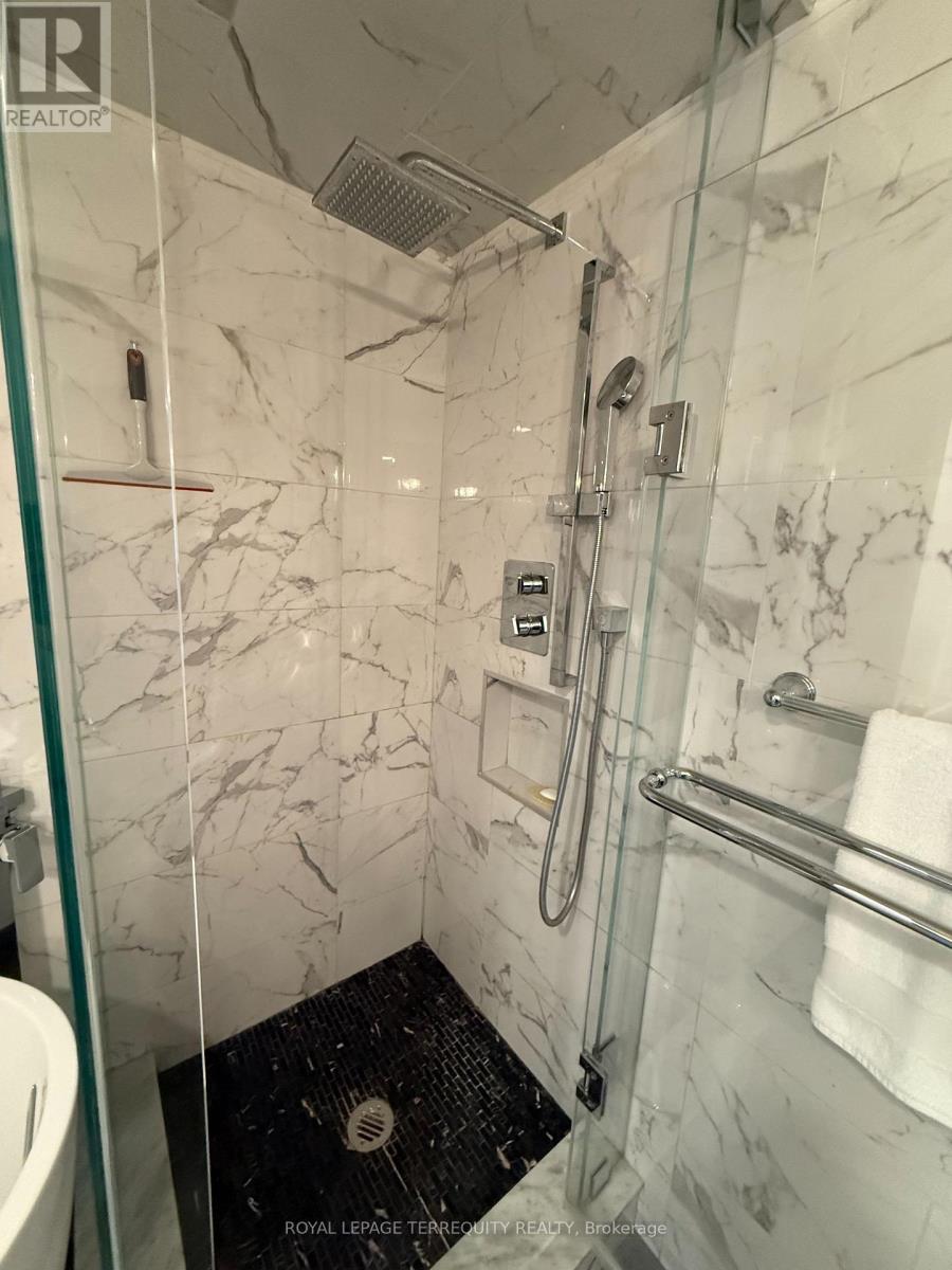 1101 - 50 Lombard Street, Toronto, Ontario  M5C 2X4 - Photo 12 - C13512706
