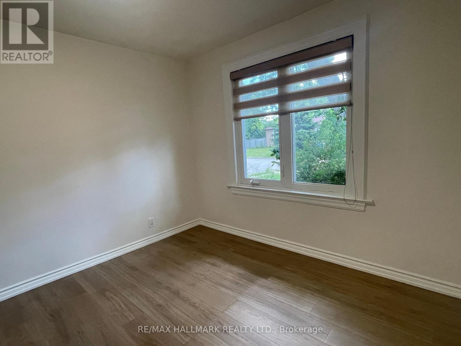 Main Floor - 116 Cartier Crescent, Richmond Hill, Ontario  L4C 2N6 - Photo 7 - N13481844