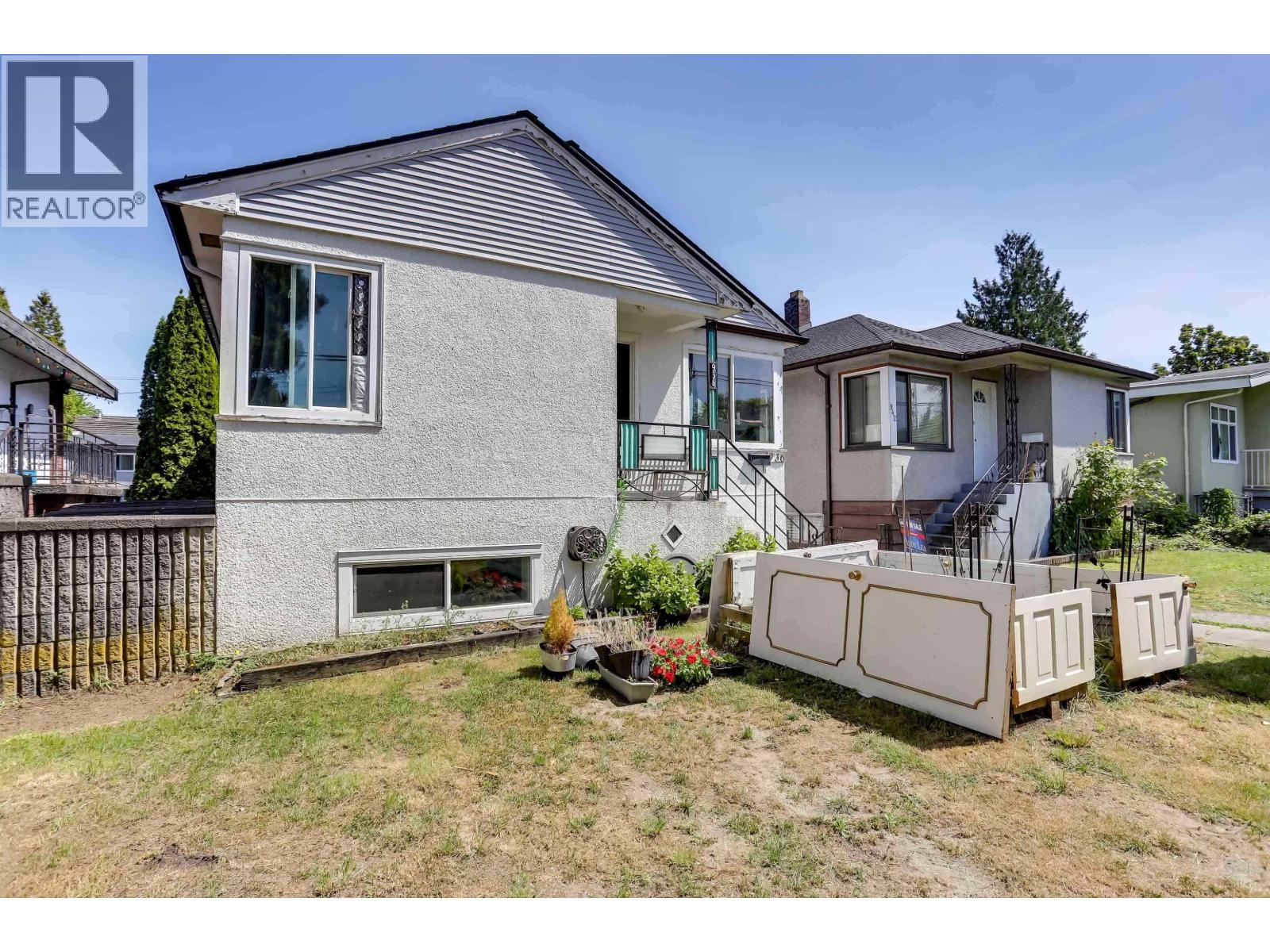 936 Nanaimo Street, Vancouver, British Columbia  V5L 4S9 - Photo 7 - R3141418
