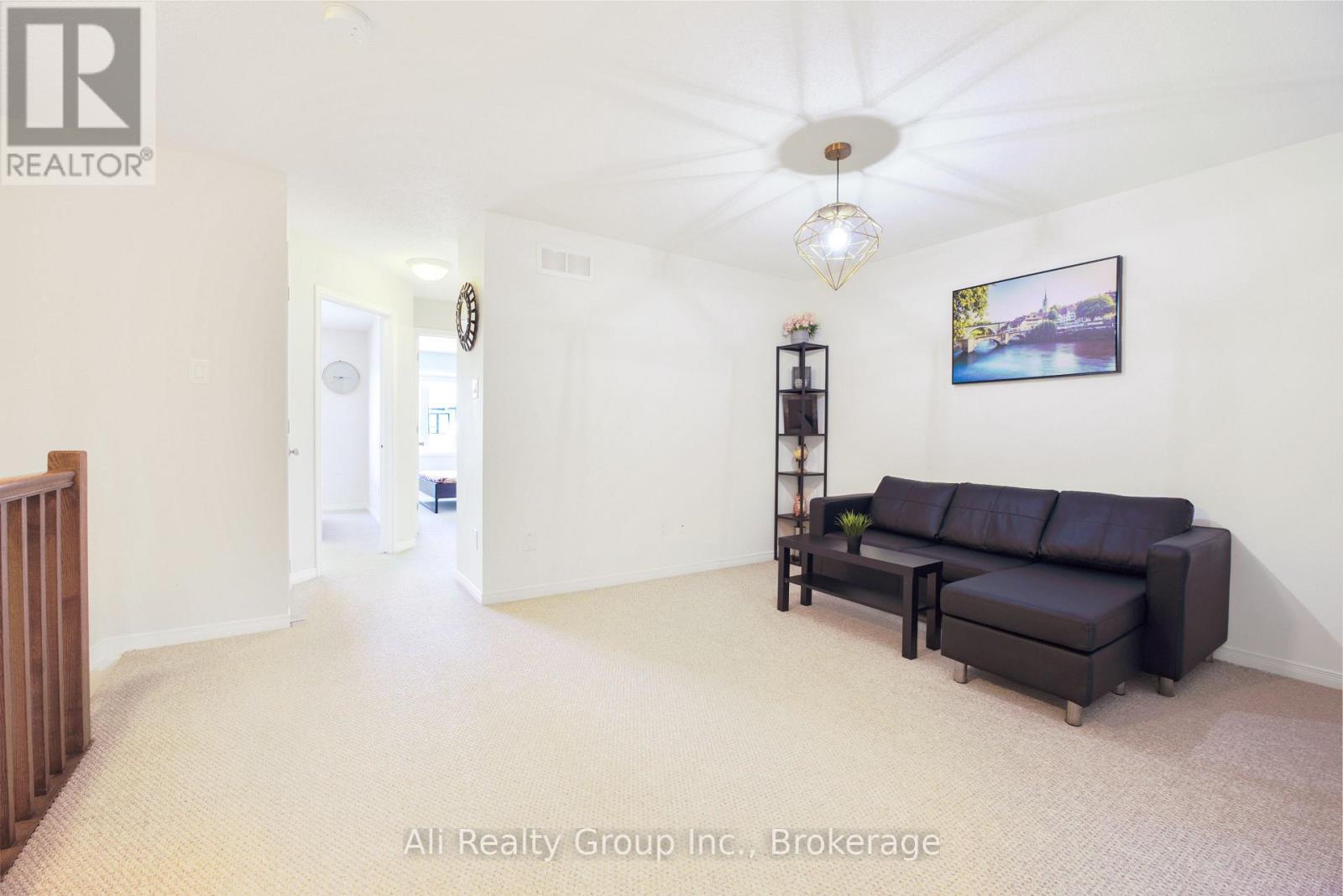 330 Nonius Street, Ottawa, Ontario  K2V 0E1 - Photo 13 - X13516348