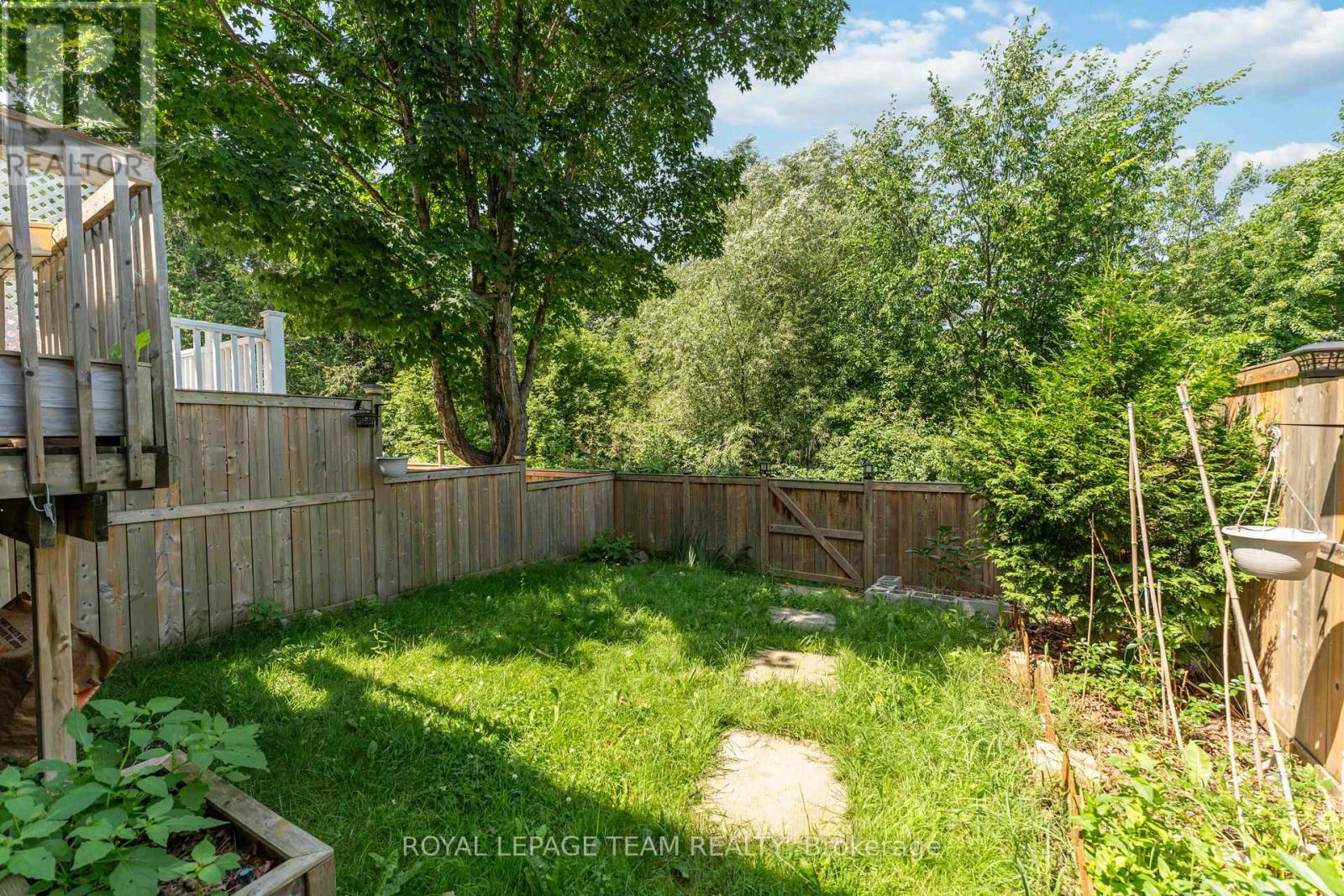 16 Cohen Avenue, Ottawa, Ontario  K2L 4E9 - Photo 26 - X13516368