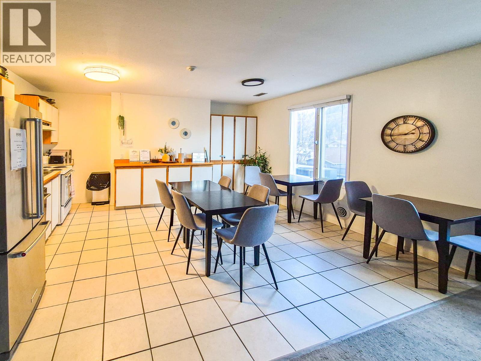 1045 Highway 97, Okanagan Falls, British Columbia  V0H 1R4 - Photo 6 - 10393492