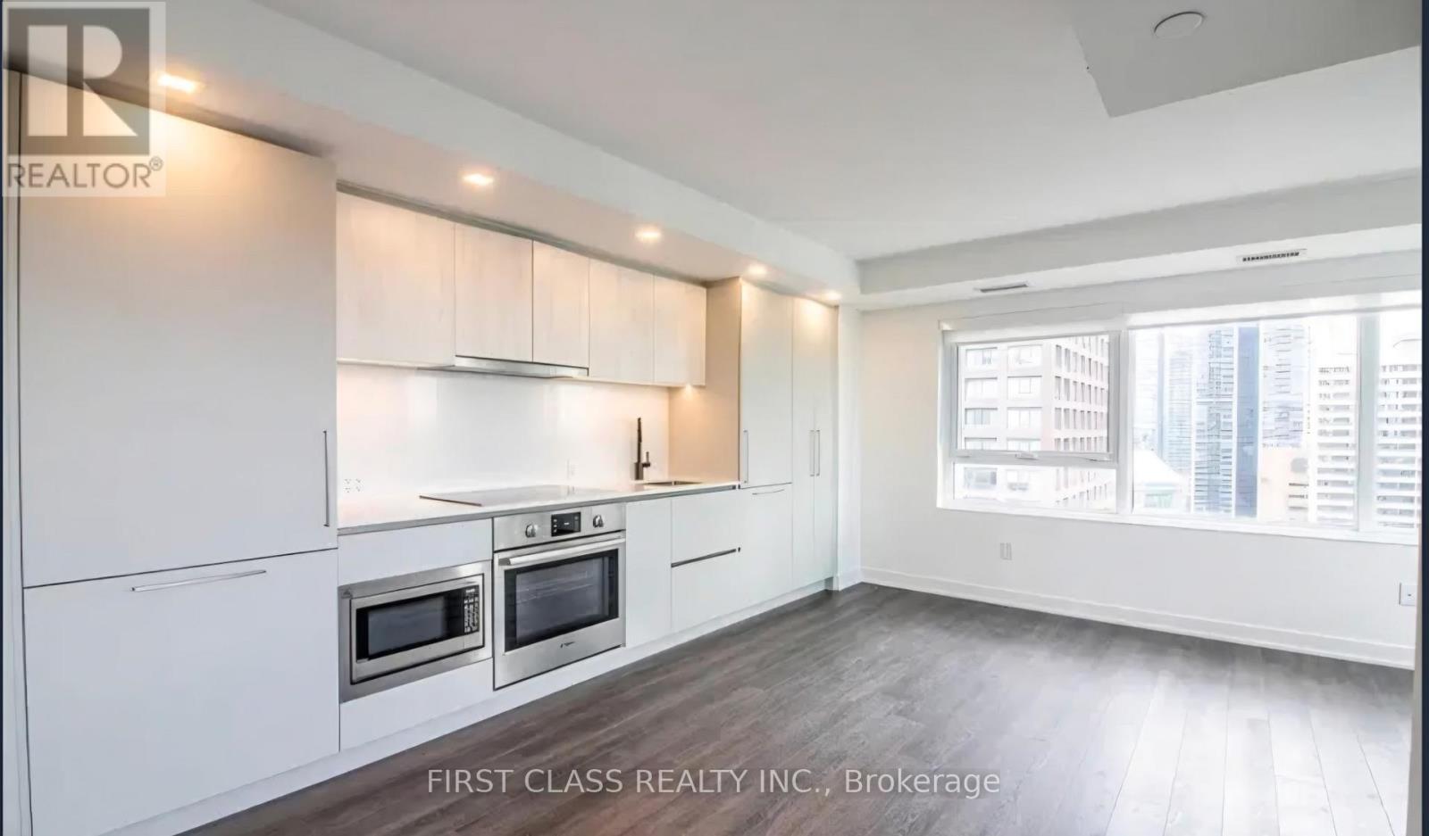 1604 - 609 SHERBOURNE STREET, Toronto, Ontario