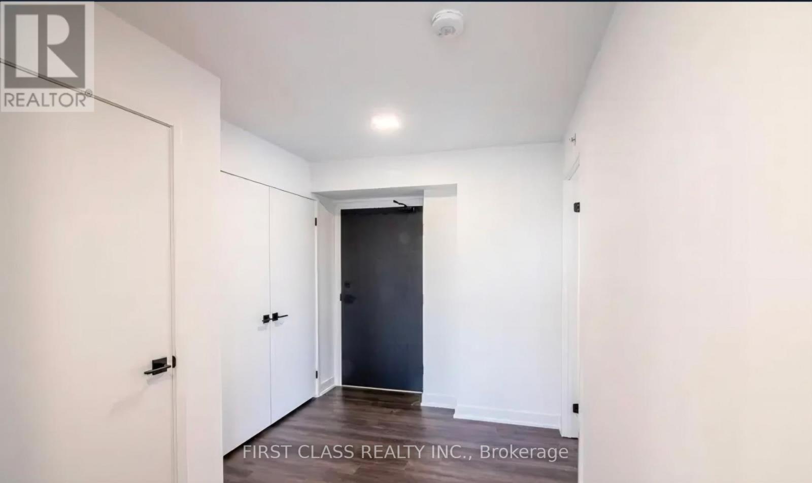 1604 - 609 Sherbourne Street, Toronto, Ontario  M4X 1K7 - Photo 2 - C13508172
