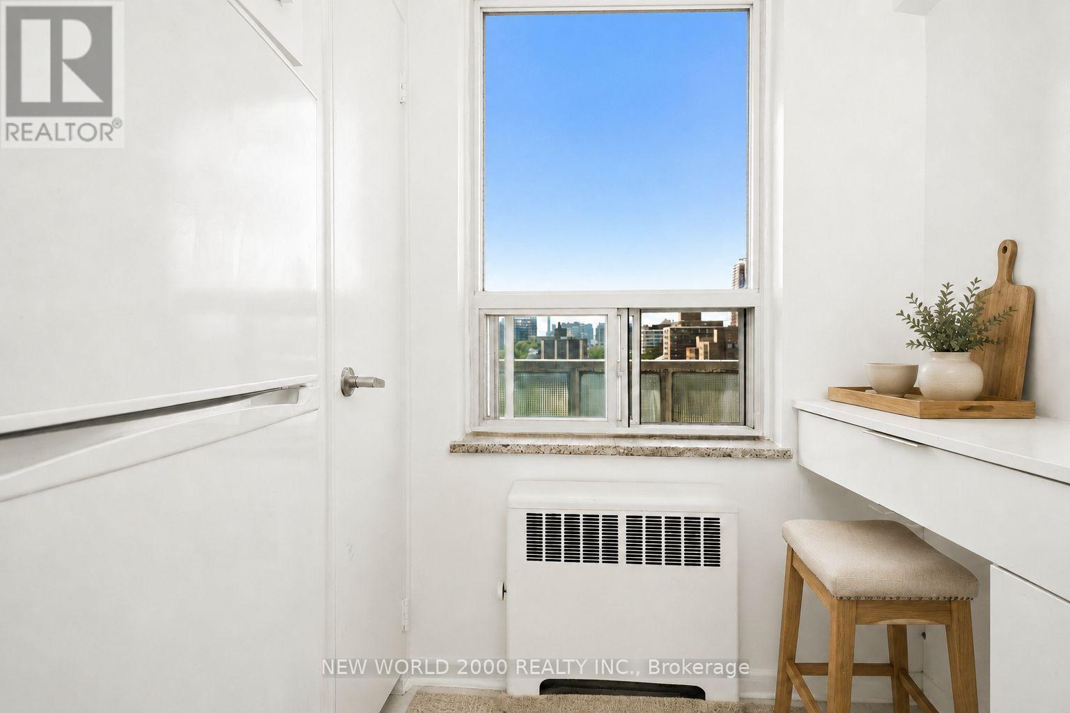 1002 - 88 Bernard Avenue, Toronto, Ontario  M5R 1R7 - Photo 10 - C13516318