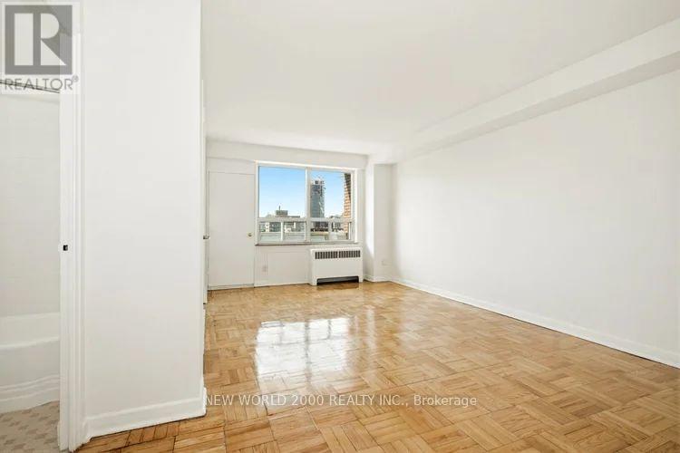 1002 - 88 Bernard Avenue, Toronto, Ontario  M5R 1R7 - Photo 3 - C13516318