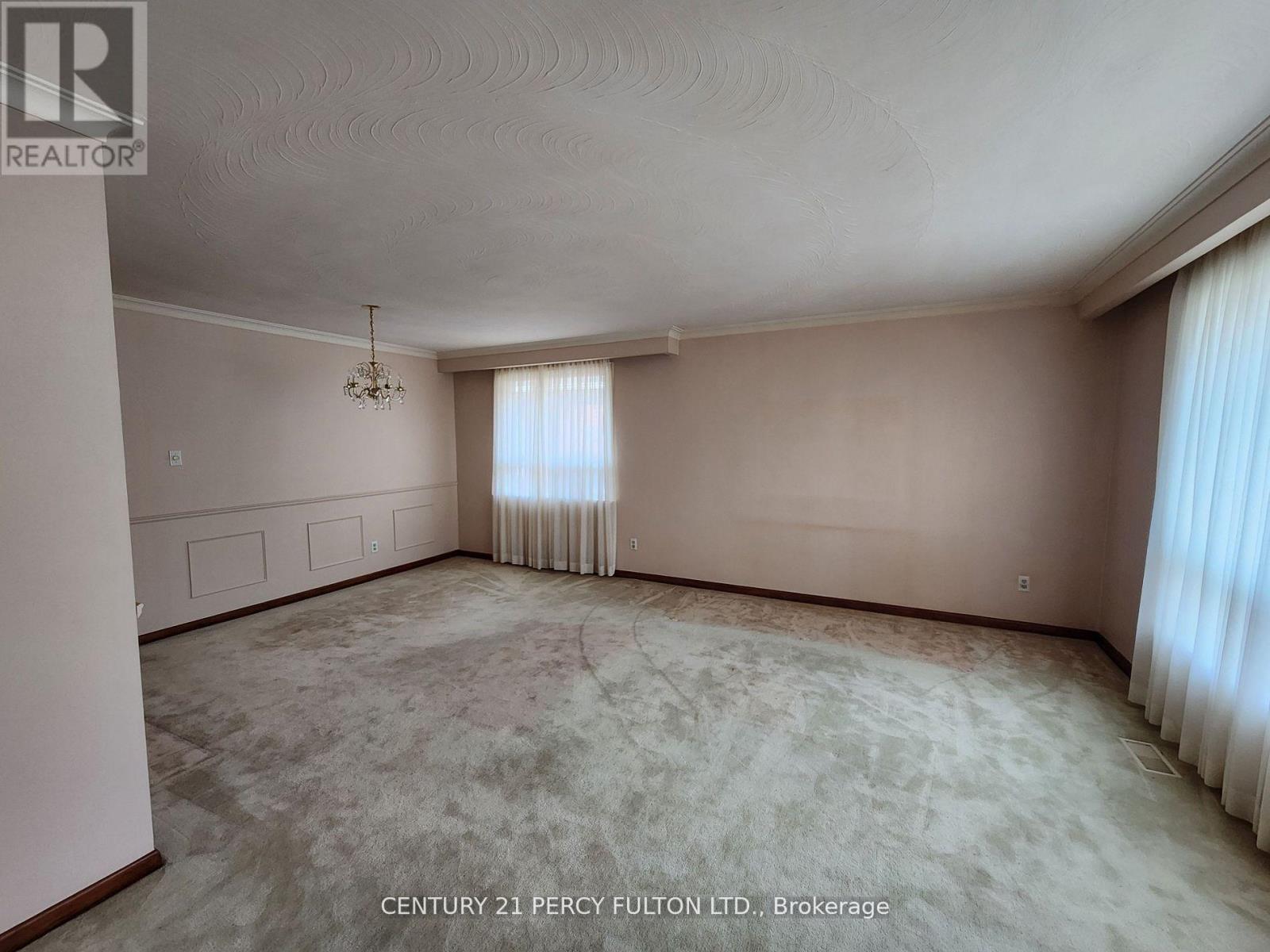 464 Scarborough Golf Club Road, Toronto, Ontario  M1G 1H1 - Photo 7 - E13516382