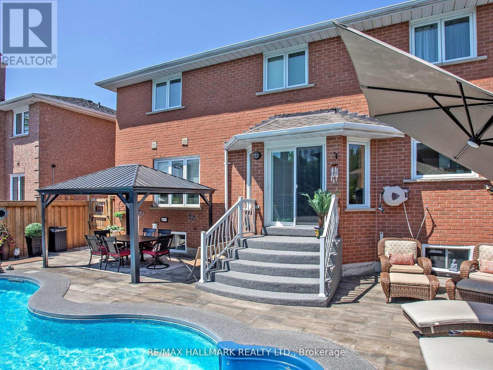 98 Arrowhead Drive, Vaughan, Ontario  L4L 4A5 - Photo 46 - N13516302