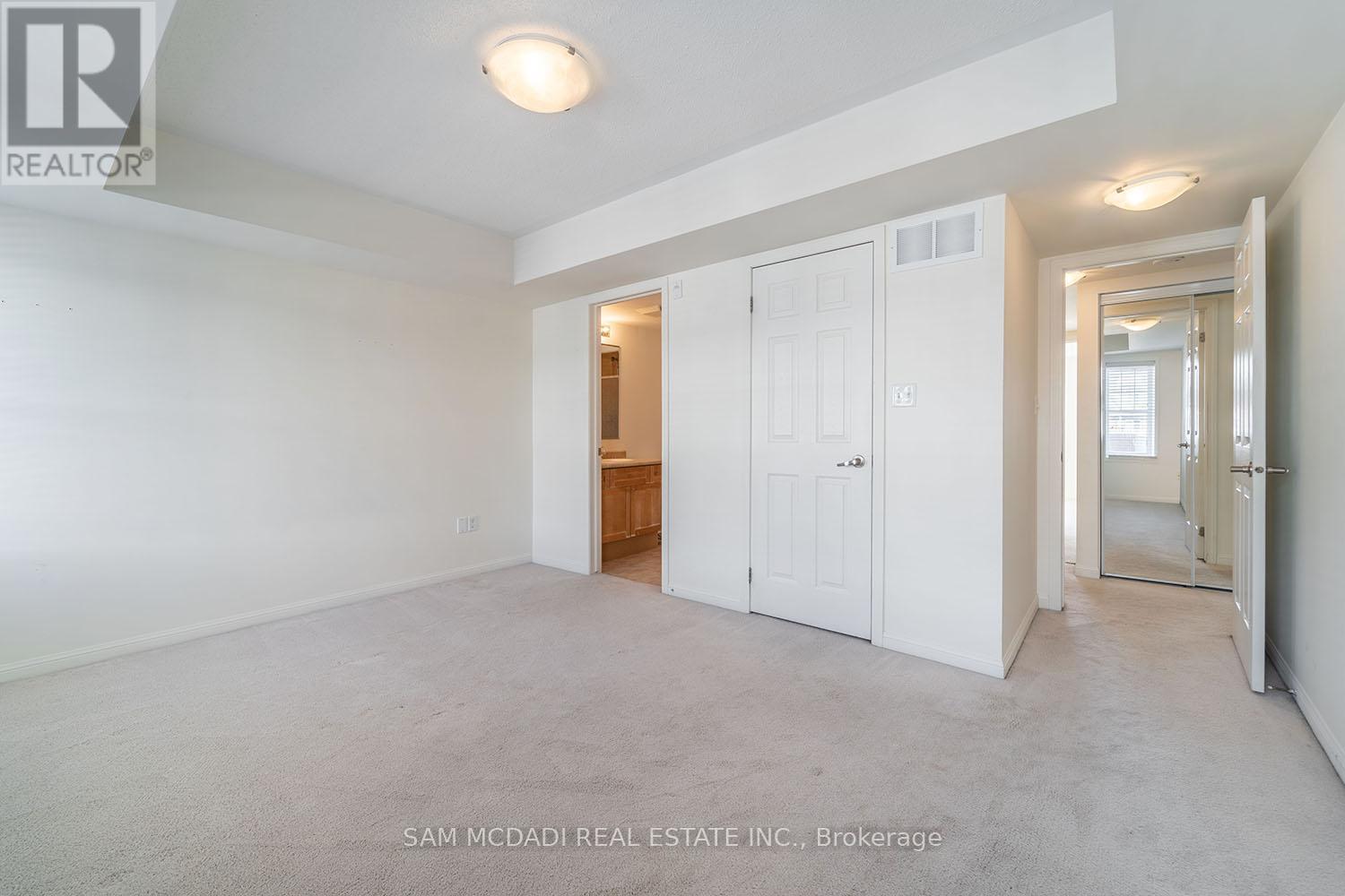 2 - 639 Dundas Street W, Mississauga, Ontario  L5B 0B5 - Photo 18 - W13516284
