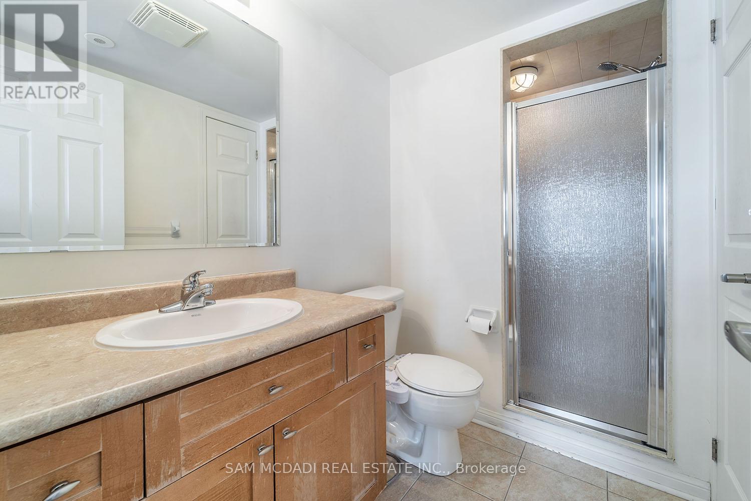 2 - 639 Dundas Street W, Mississauga, Ontario  L5B 0B5 - Photo 20 - W13516284