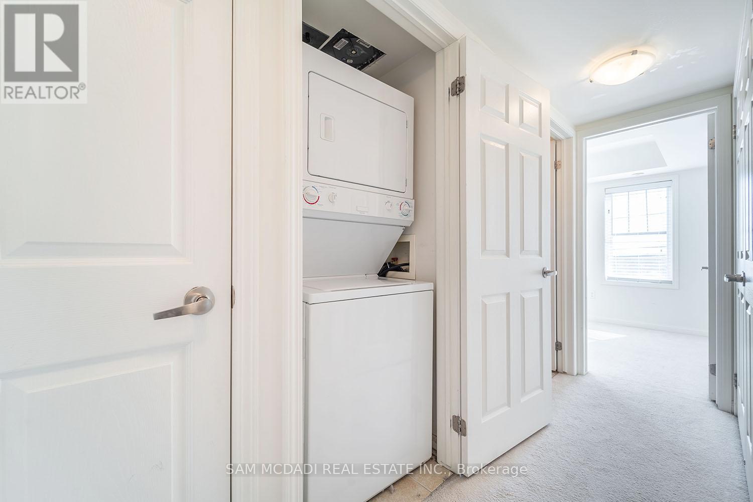 2 - 639 Dundas Street W, Mississauga, Ontario  L5B 0B5 - Photo 22 - W13516284