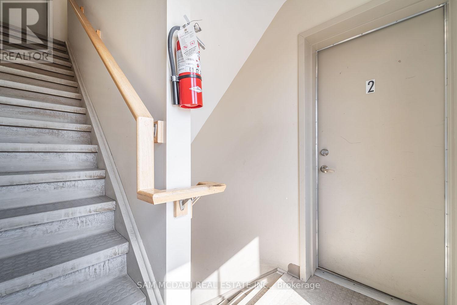 2 - 639 Dundas Street W, Mississauga, Ontario  L5B 0B5 - Photo 26 - W13516284
