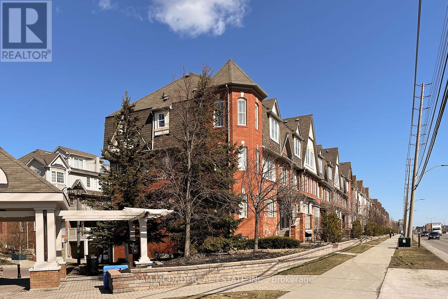 2 - 639 Dundas Street W, Mississauga, Ontario  L5B 0B5 - Photo 3 - W13516284