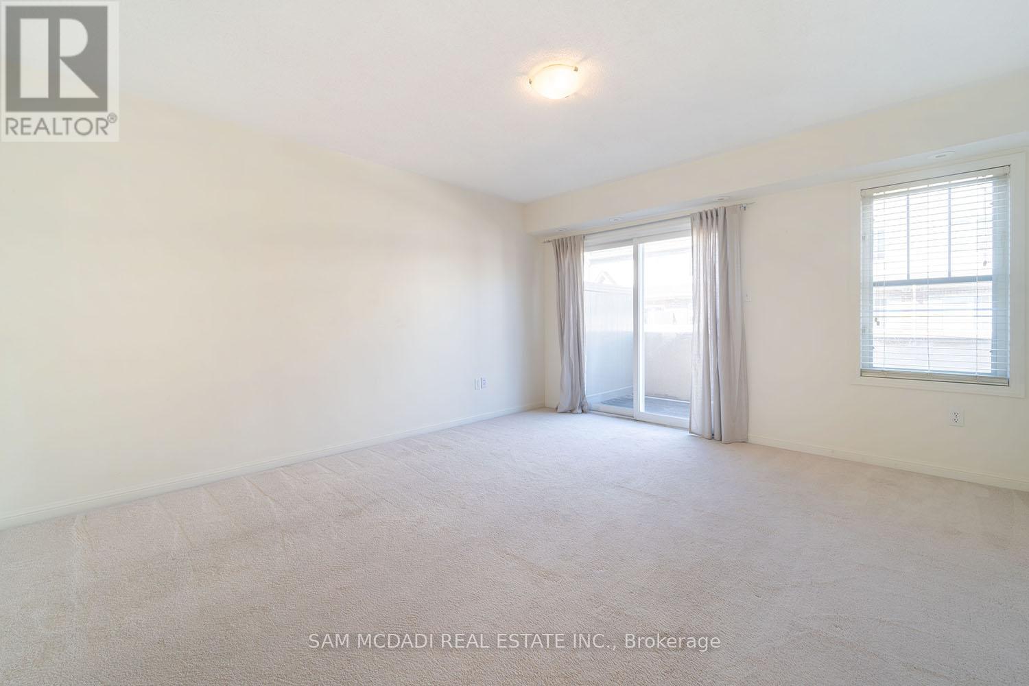 2 - 639 Dundas Street W, Mississauga, Ontario  L5B 0B5 - Photo 8 - W13516284