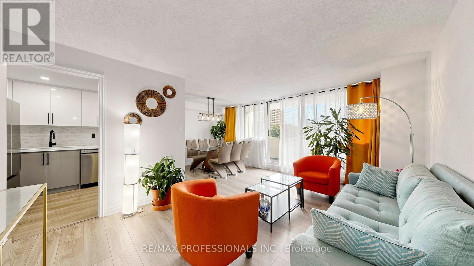 313 - 3590 Kaneff Crescent, Mississauga, Ontario  L5A 3X3 - Photo 5 - W13516290
