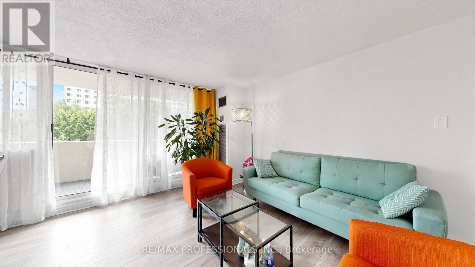 313 - 3590 Kaneff Crescent, Mississauga, Ontario  L5A 3X3 - Photo 6 - W13516290