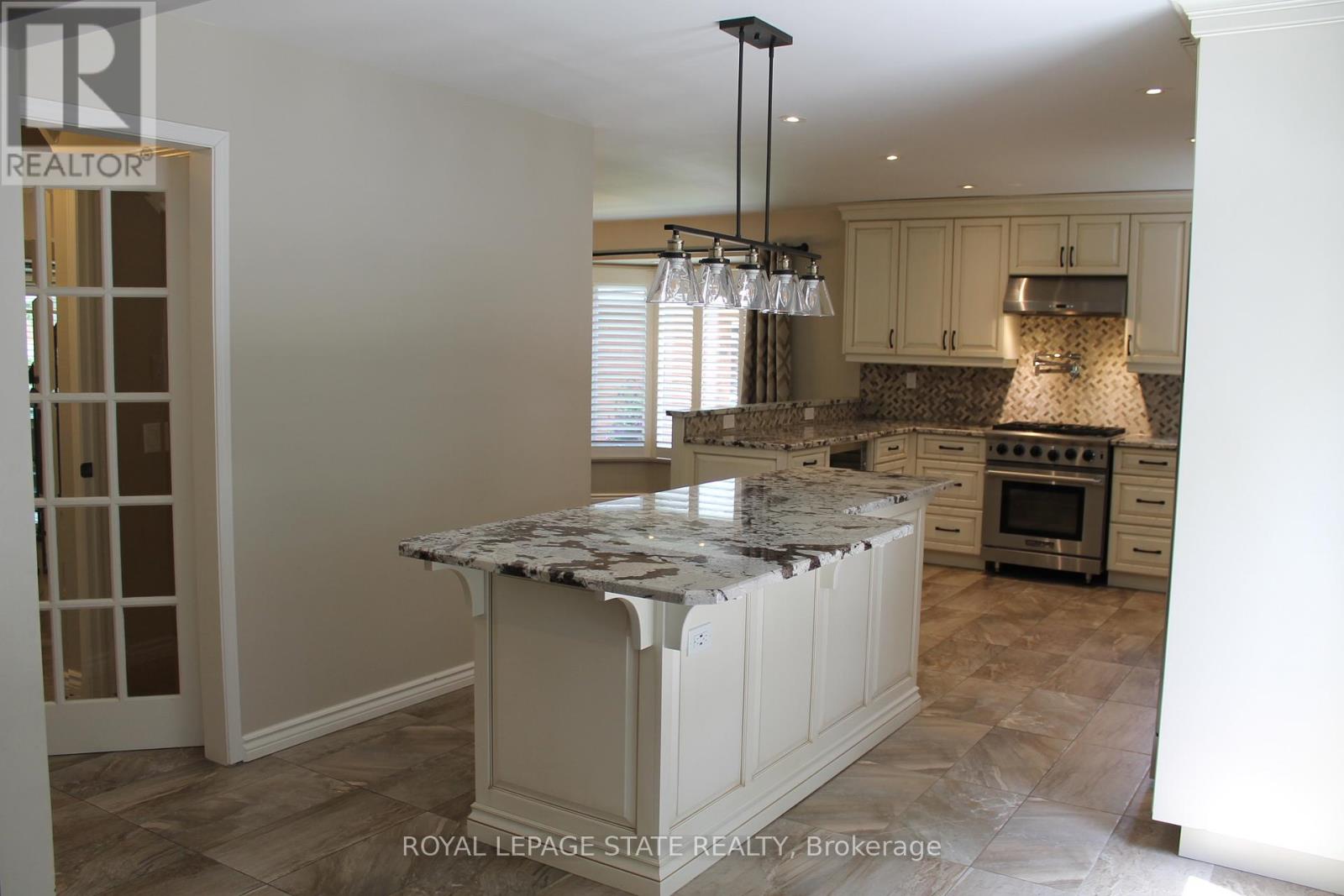 56 Carnegie Place, Hamilton, Ontario L9G 4T9 - Photo 13 - X13516344