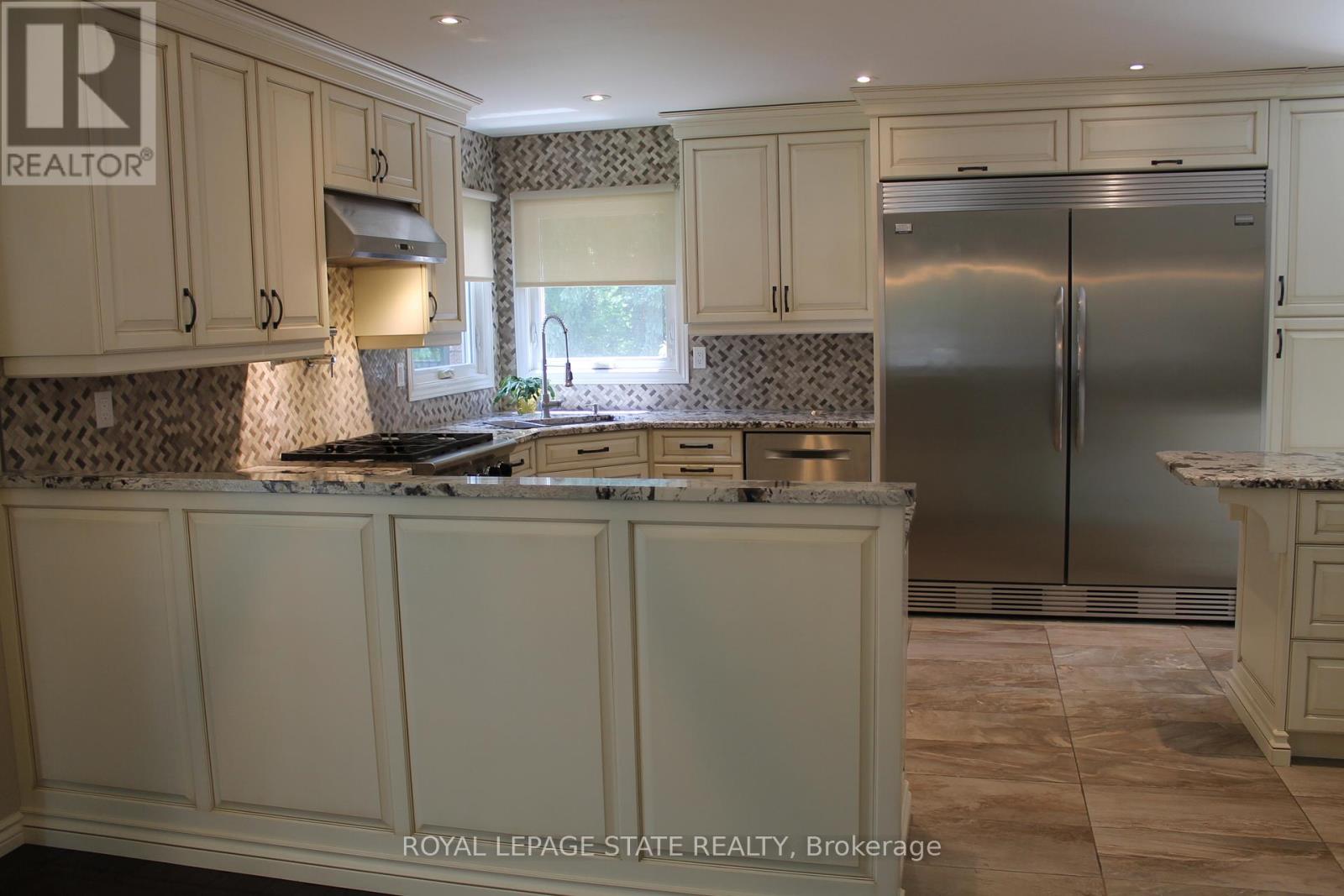 56 Carnegie Place, Hamilton, Ontario L9G 4T9 - Photo 7 - X13516344
