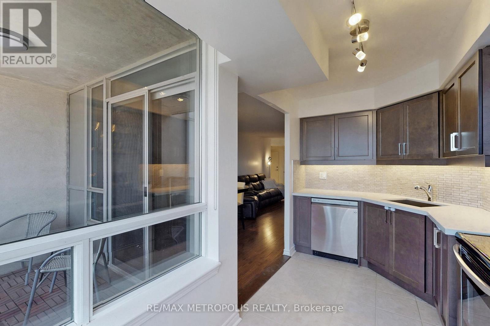 1312 - 3 Rean Drive, Toronto, Ontario  M2K 3C2 - Photo 13 - C13514936