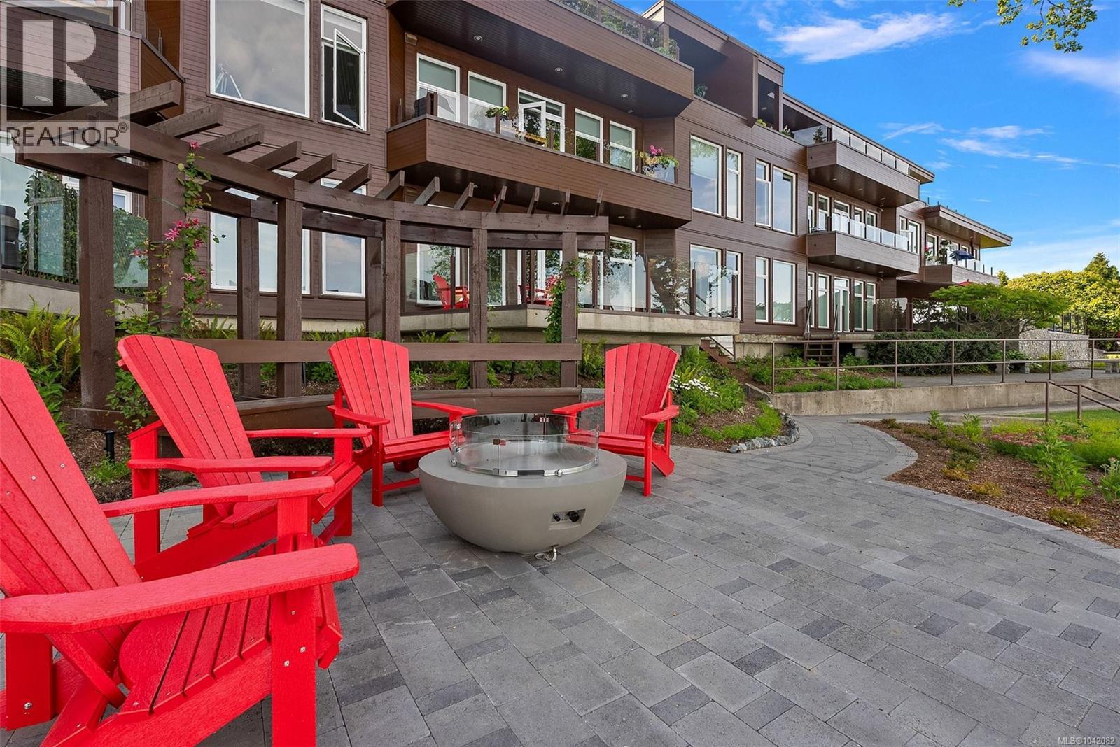 302 9115 Lochside Dr, North Saanich, British Columbia  V8L 1N1 - Photo 43 - 1042082