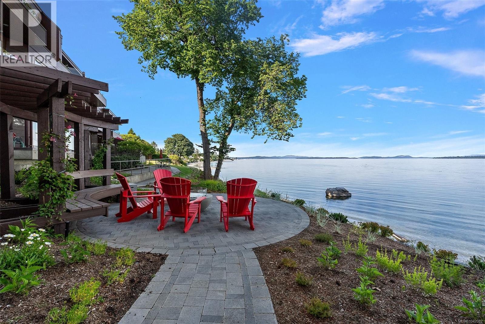 302 9115 Lochside Dr, North Saanich, British Columbia  V8L 1N1 - Photo 44 - 1042082