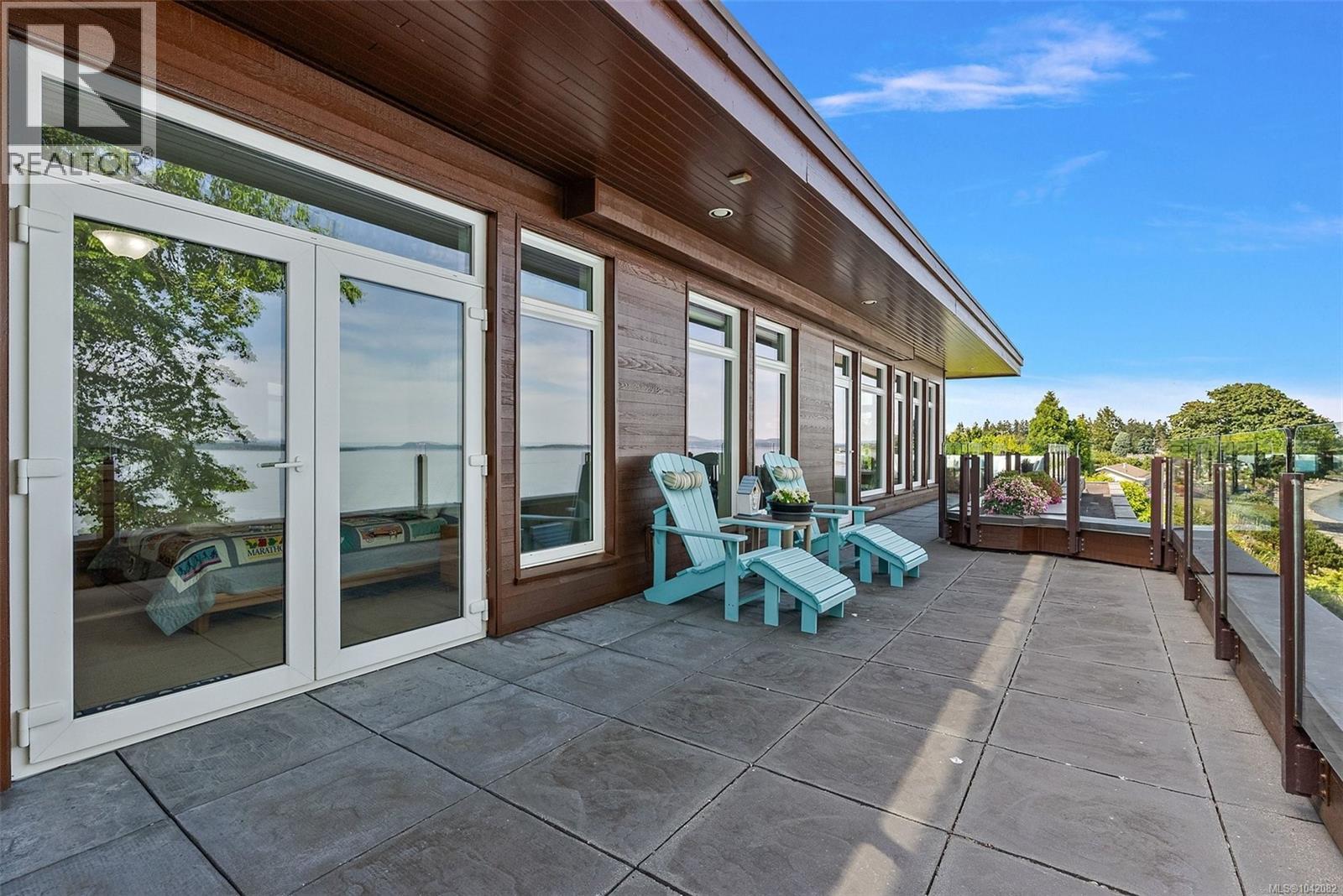 302 9115 Lochside Dr, North Saanich, British Columbia  V8L 1N1 - Photo 6 - 1042082
