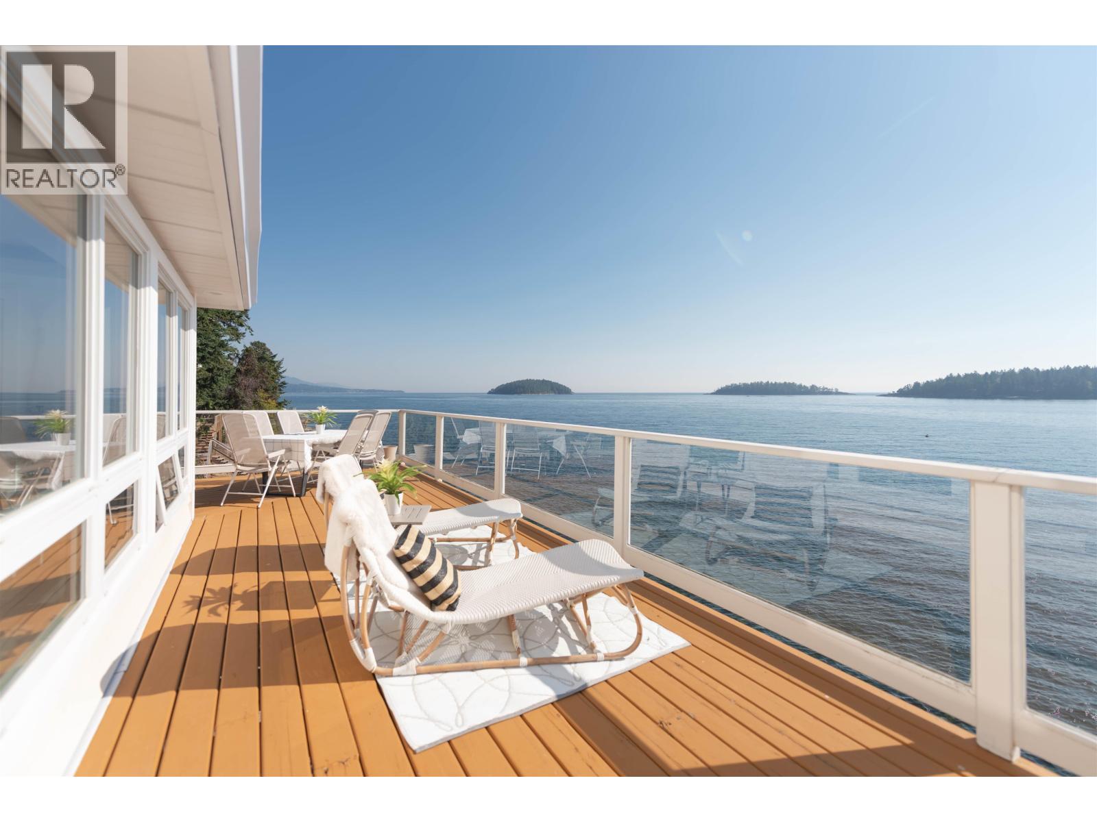 6655 SUNSHINE COAST HIGHWAY, sechelt, British Columbia