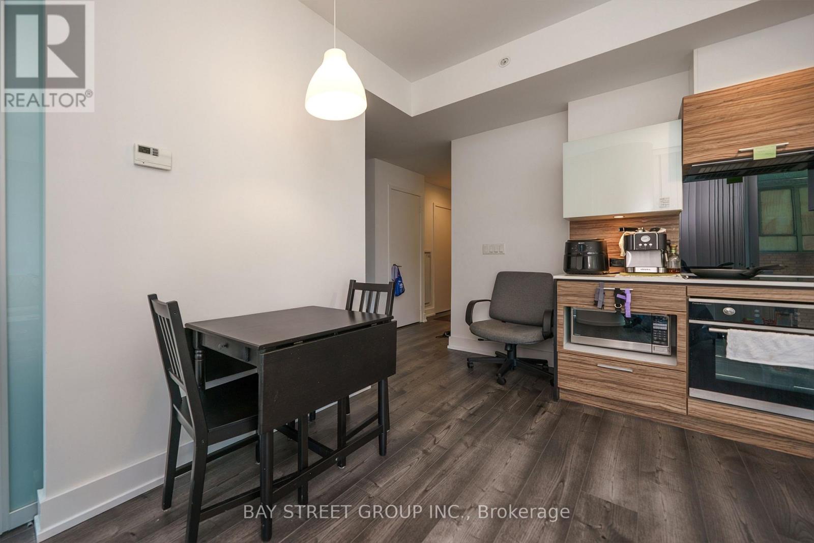809 - 75 St Nicholas Street, Toronto, Ontario  M4Y 0A5 - Photo 10 - C13515246