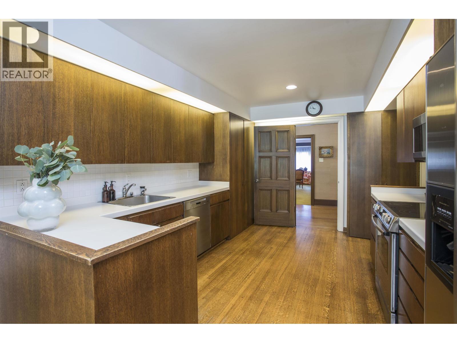 4576 Connaught Drive, Vancouver, British Columbia V6J 4E2 - Photo 12 - R3142195