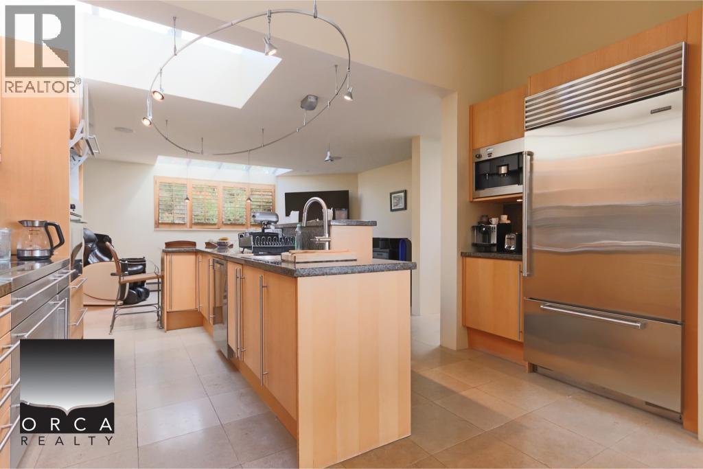 5060 Pinetree Crescent, West Vancouver, British Columbia  V7W 3B4 - Photo 4 - R3142184