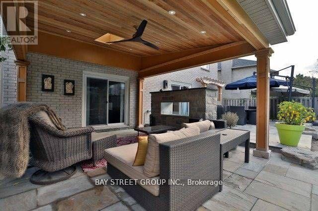 215 River Oaks Boulevard E, Oakville, Ontario  L6H 5N3 - Photo 13 - W13516424