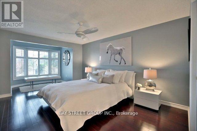 215 River Oaks Boulevard E, Oakville, Ontario  L6H 5N3 - Photo 7 - W13516424