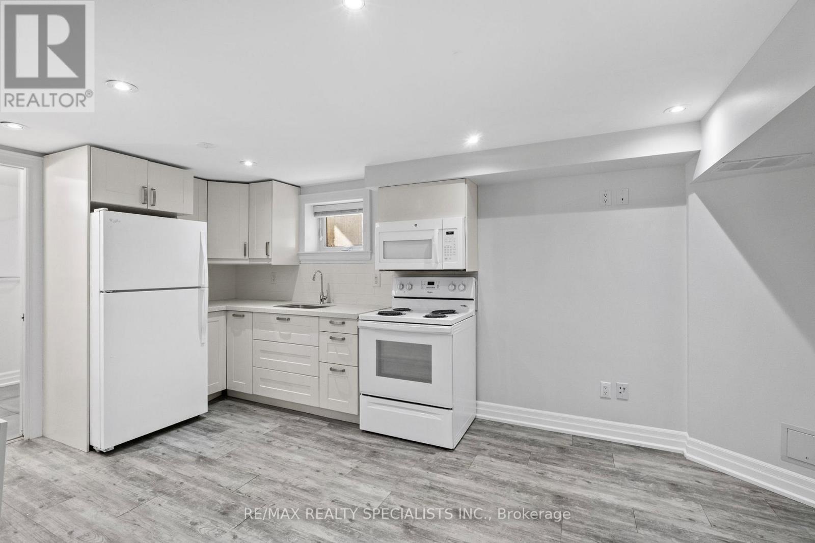 73 Eleventh Street, Toronto, Ontario M8V 3G4 - Photo 38 - W13516428