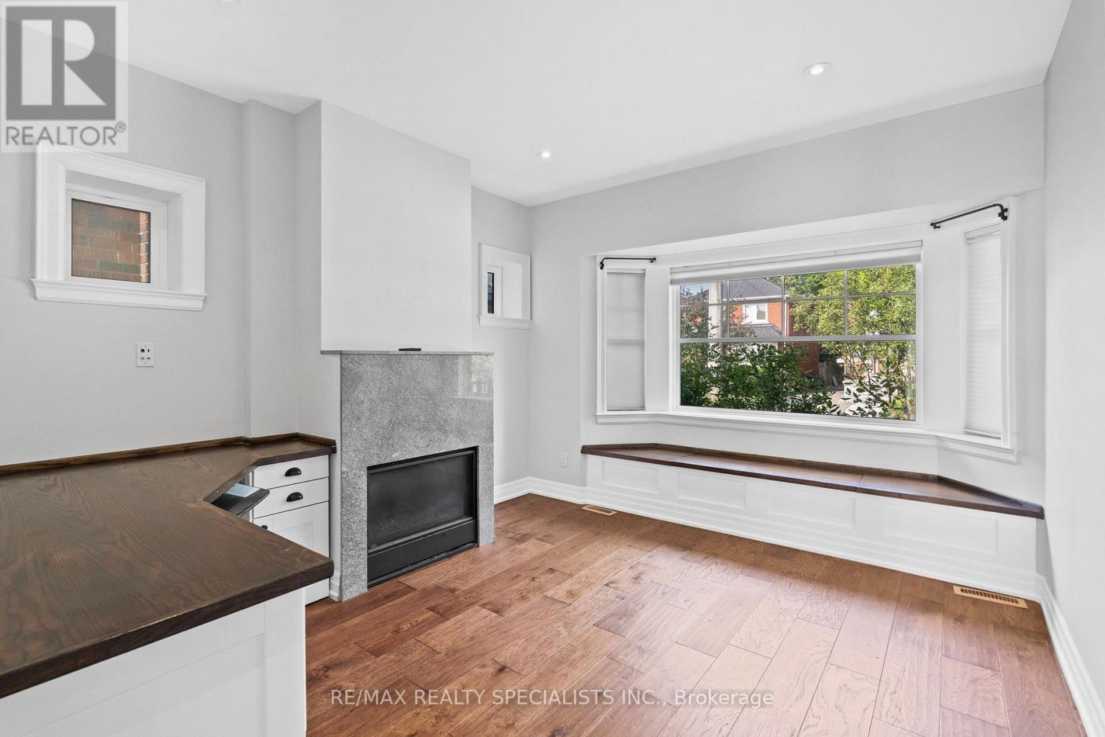 73 Eleventh Street, Toronto, Ontario M8V 3G4 - Photo 4 - W13516428