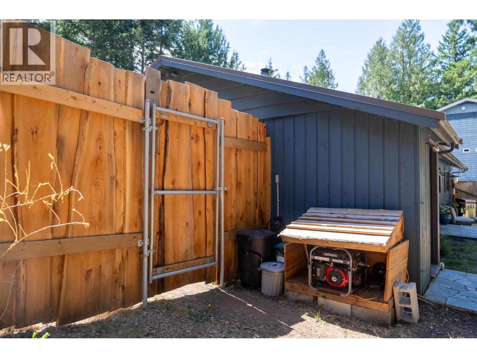 4746 Bosun Way, Pender Island, British Columbia  V0N 2M0 - Photo 38 - R3142145