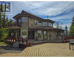 1 Palette IS, Thunder Bay, Ontario