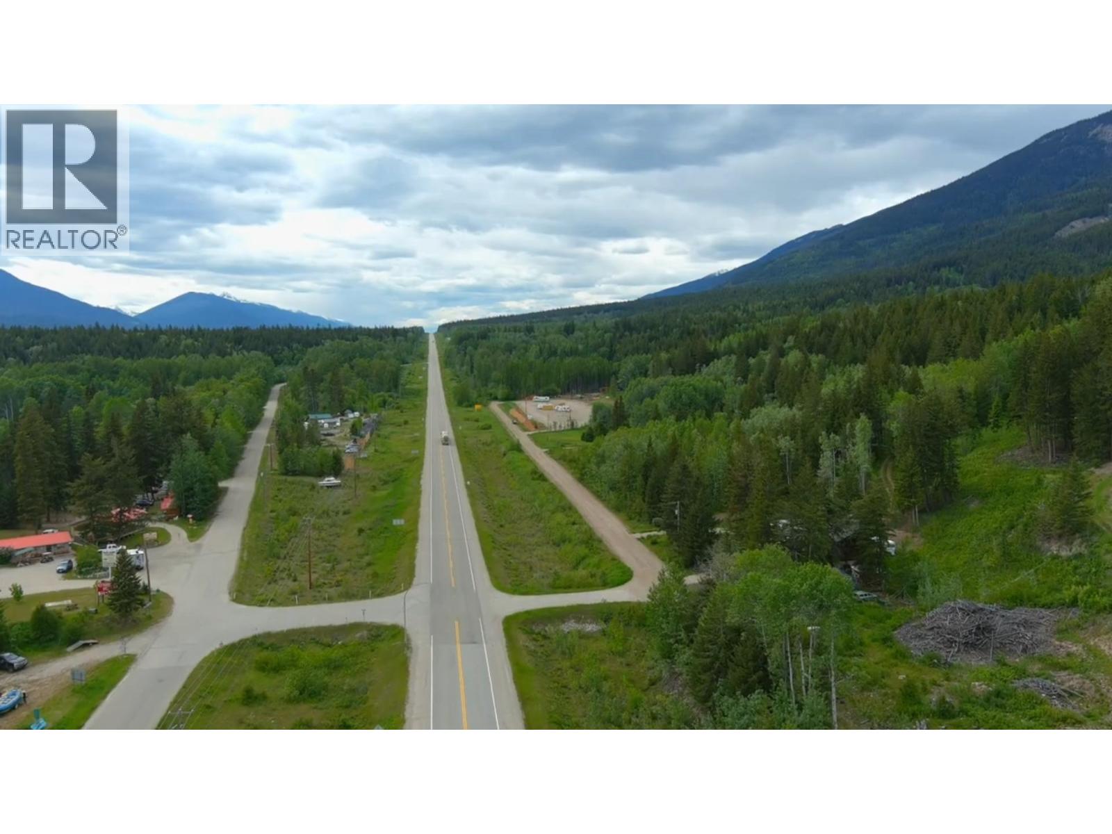 11920 Essen Road, Valemount, British Columbia  V0E 2Z0 - Photo 11 - C8080079