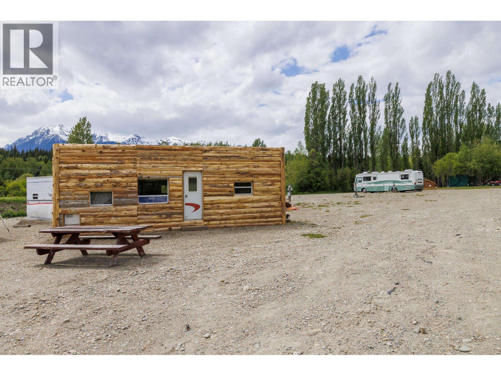 11920 Essen Road, Valemount, British Columbia  V0E 2Z0 - Photo 19 - C8080079
