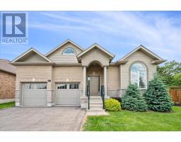 27 RILEY CRESCENT, centre wellington (fergus), Ontario