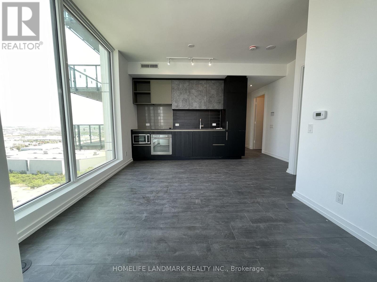 7890 Jane Street, Vaughan, Ontario  L4K 0K9 - Photo 3 - N13516466