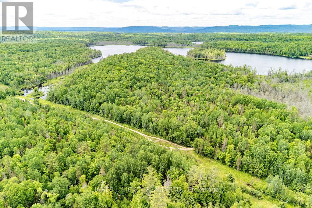 299 Ko Lodge Trail Road, Laurentian Hills, Ontario  K0J 1P0 - Photo 32 - X13516548