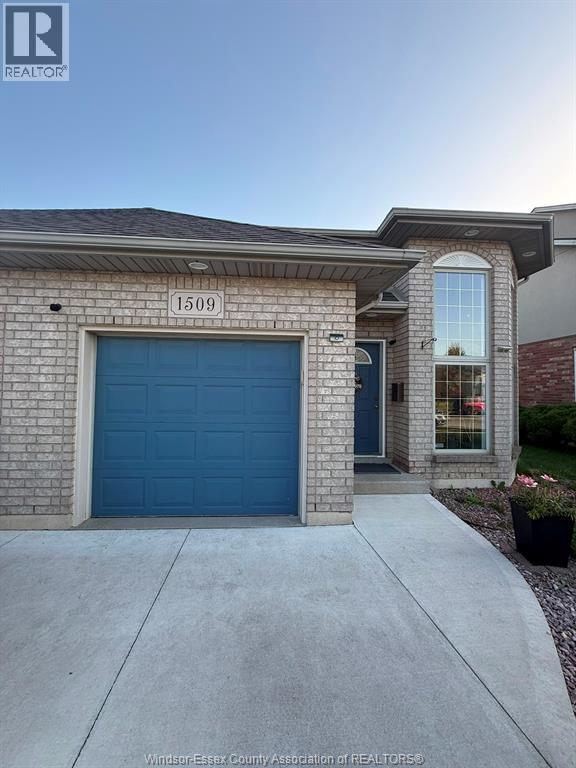 MLS# 26015904: 1509 DUROCHER, LaSalle, Canada