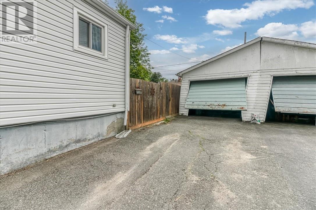 235 Tenth Avenue, Lively, Ontario  P3Y 1M6 - Photo 3 - 2128910