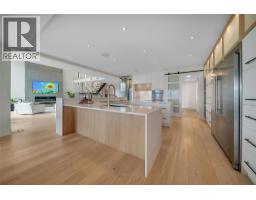 5725 Mountainside Drive, Kelowna, British Columbia  V1W 5L6 - Photo 18 - 10389760