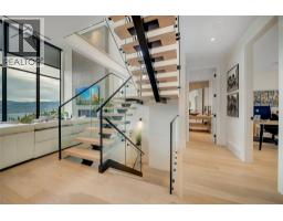 5725 Mountainside Drive, Kelowna, British Columbia  V1W 5L6 - Photo 9 - 10389760
