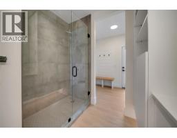 5725 Mountainside Drive, Kelowna, British Columbia  V1W 5L6 - Photo 66 - 10389760